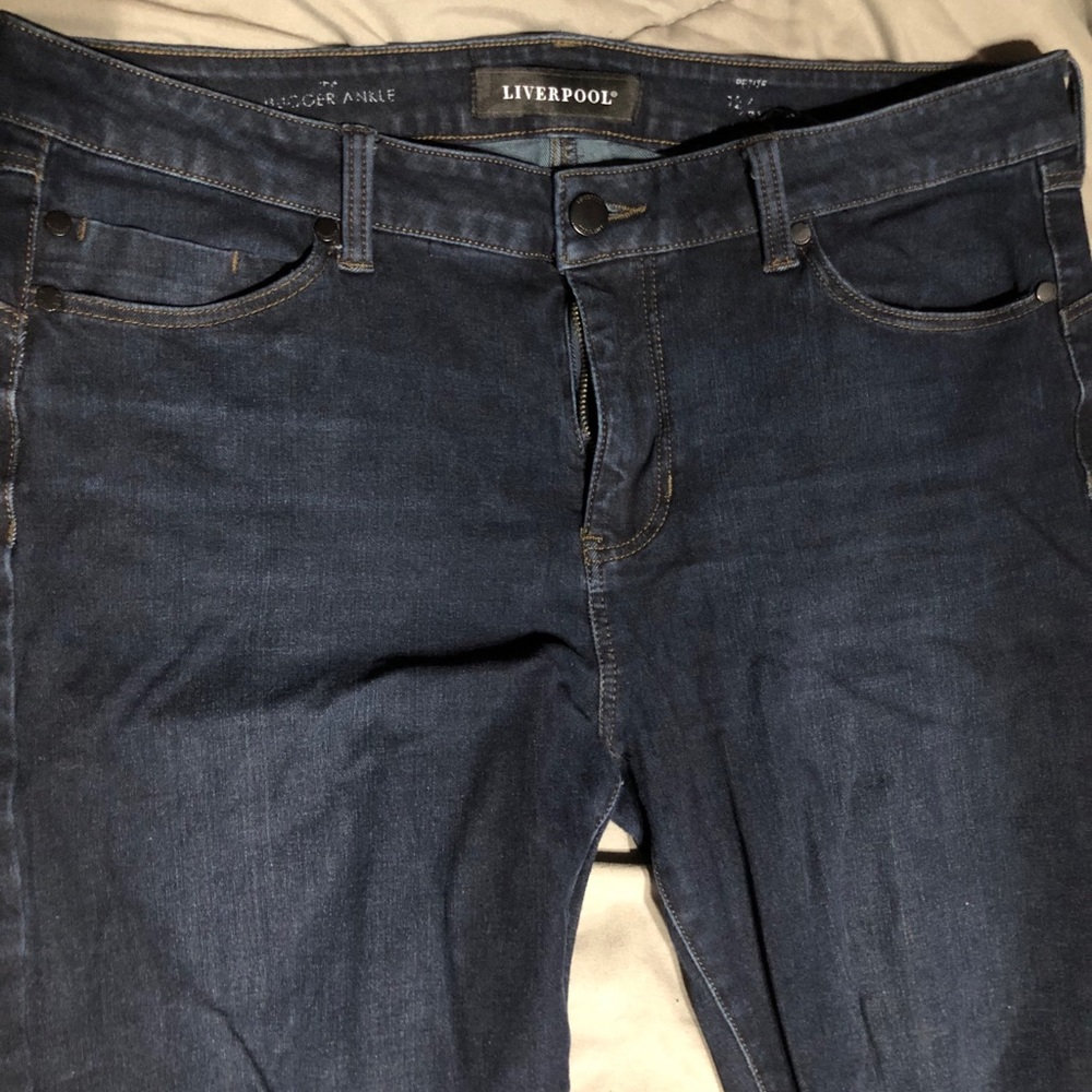 Liverpool hugger ankle jeans